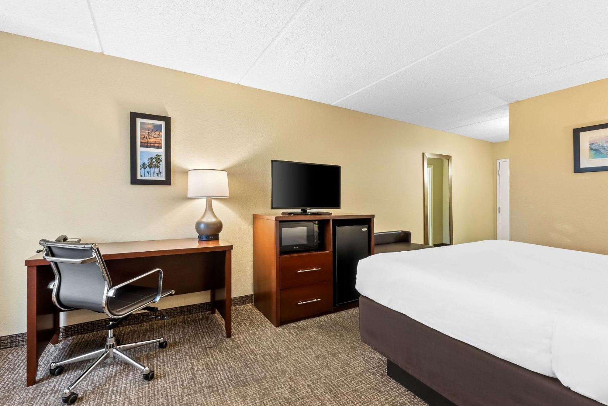 Comfort Inn & Suites Panama City - St Andrew Bagian luar foto