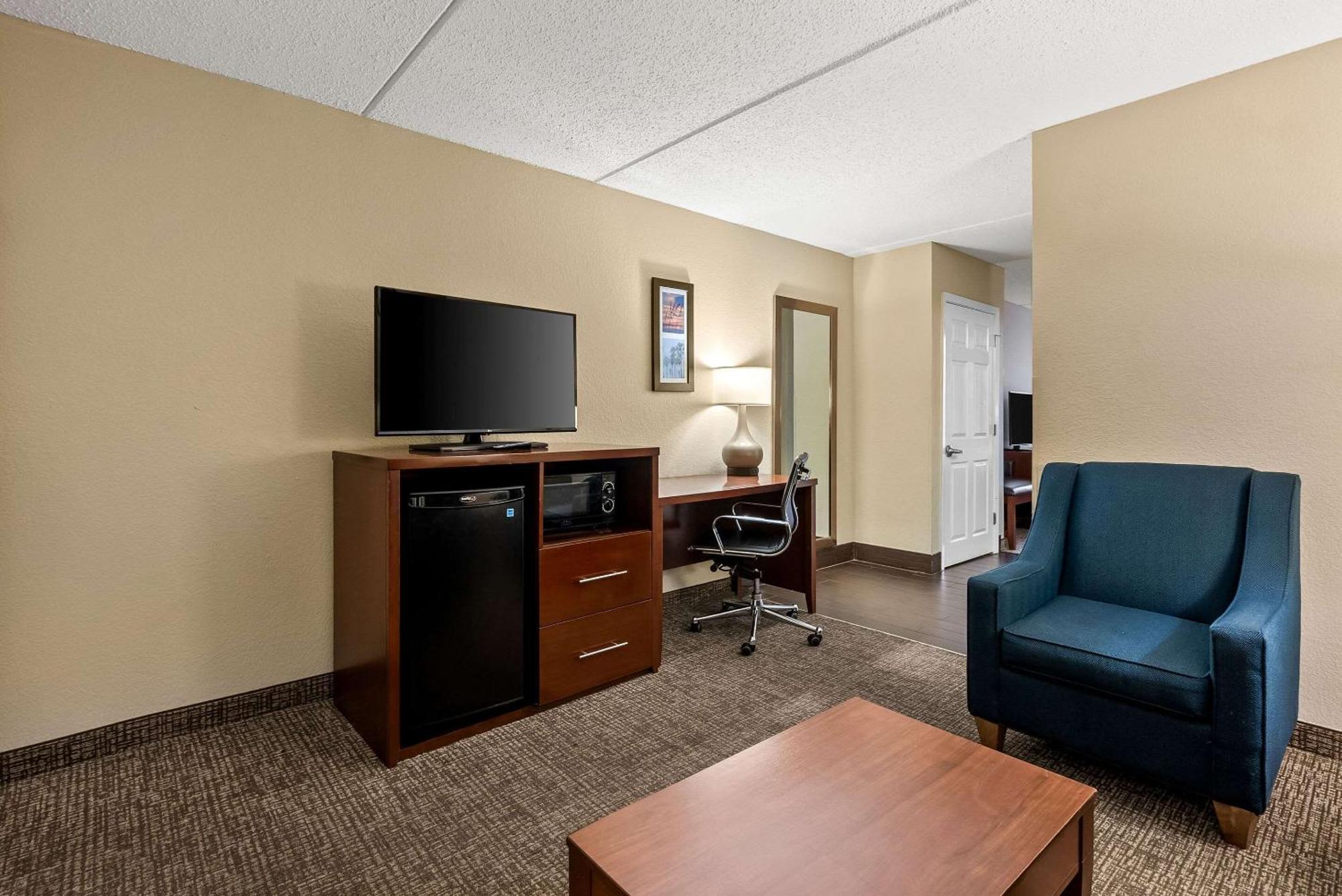 Comfort Inn & Suites Panama City - St Andrew Bagian luar foto