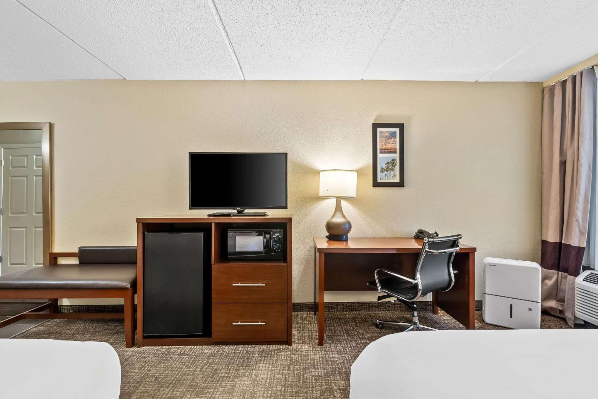 Comfort Inn & Suites Panama City - St Andrew Bagian luar foto