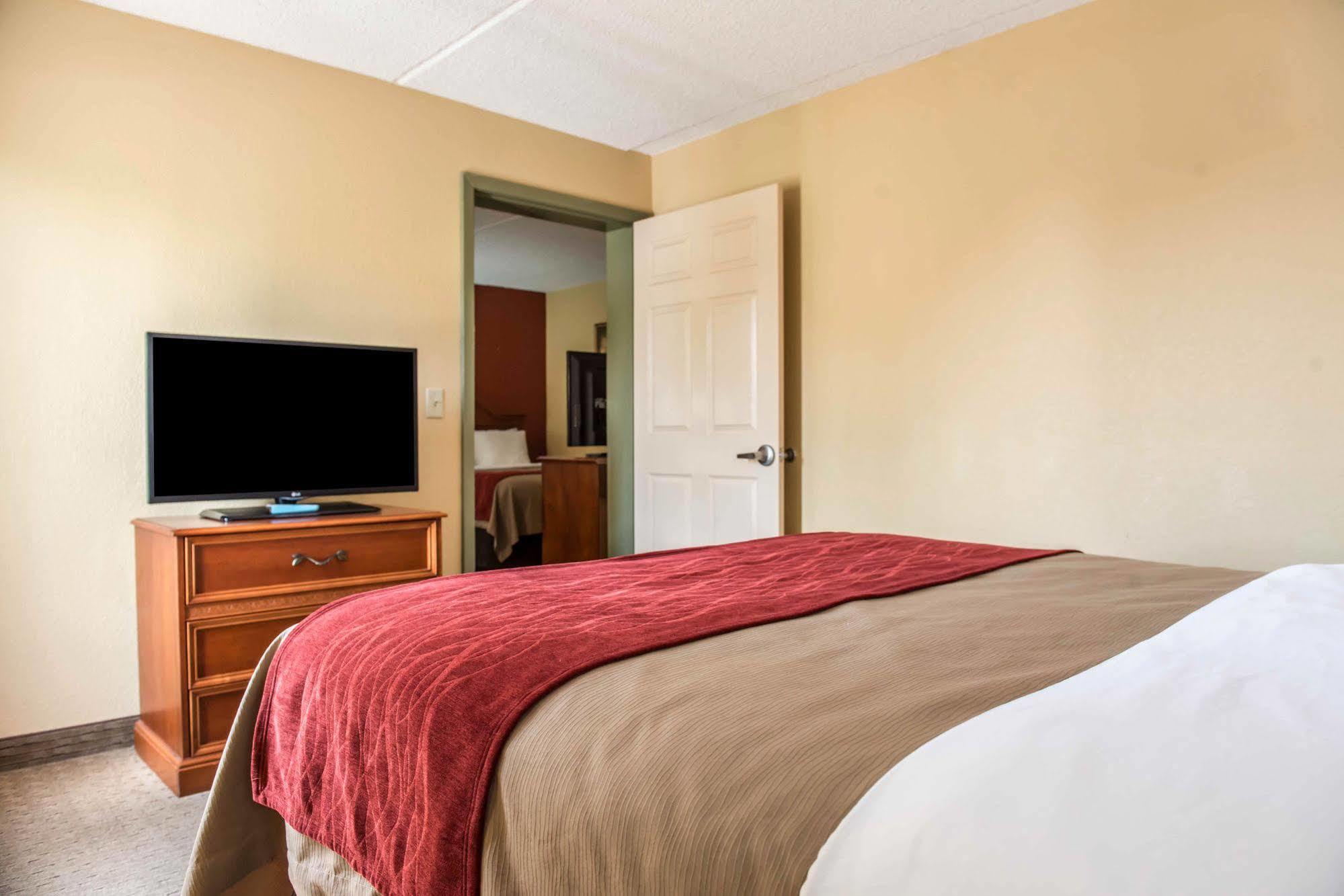Comfort Inn & Suites Panama City - St Andrew Bagian luar foto